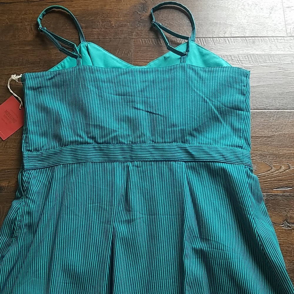 Green Striped Dress - Picture 6 of 8